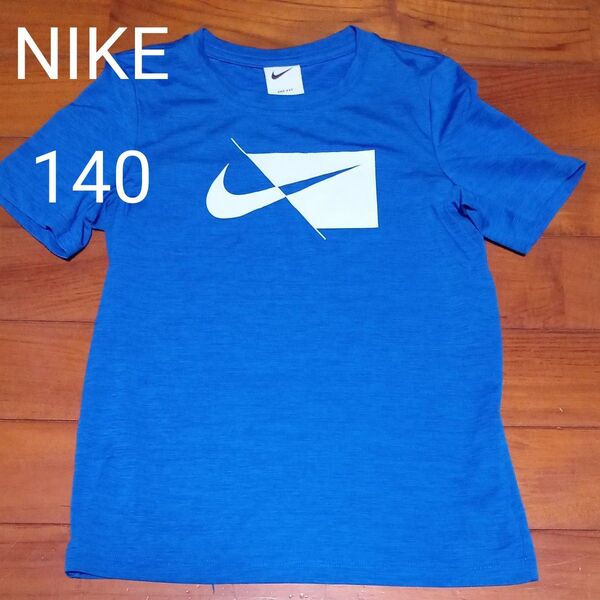 ナイキ NIKE 半袖Tシャツ Tシャツ 140