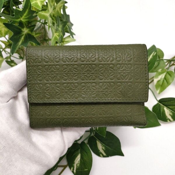ロエベ三つ折り財布 スモールバーティカルウォレット グリーン リピートアナグラム