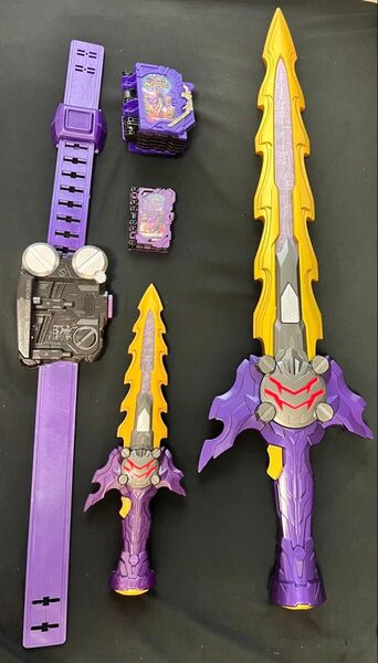 究極大聖剣 暗黒剣月闇 & DX暗黒剣月闇 ライドブック・バックルセット 仮面ライダーカリバー 仮面ライダーセイバー