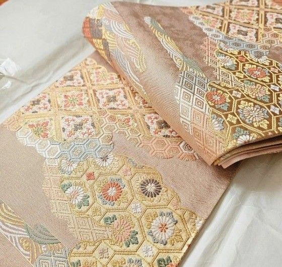 美品 西陣 正絹 袋帯 唐織 金銀糸 着物 礼装 フォーマル 入学式 卒業式 七五三 結婚式 成人式