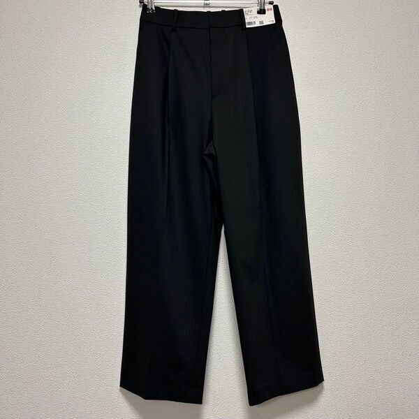 新品タグ付き ユニクロ タックワイドパンツ ブラック Lサイズ221-464886