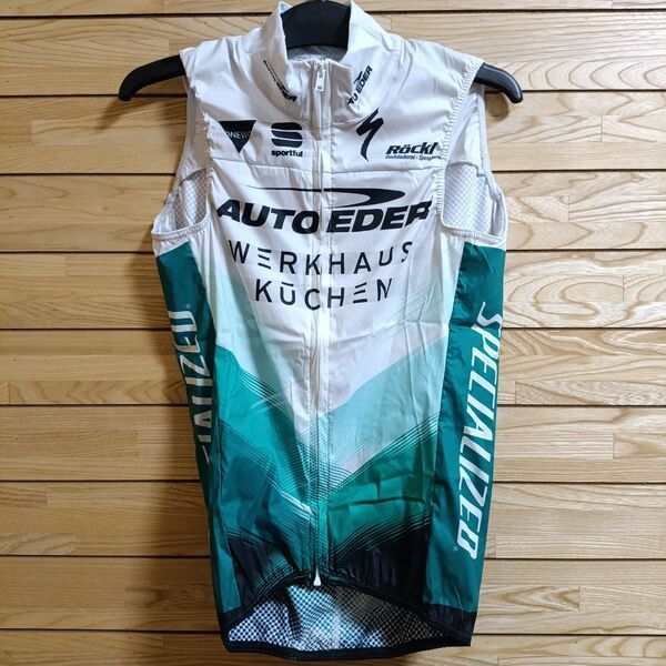 支給品 Team Auto Eder ベスト Bora ボーラハンスグローエ サイクルジャージ SPECIALIZED 自転車