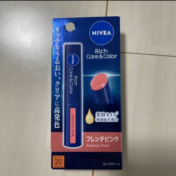 新品ニベア リッチケア&カラーリップ フレンチピンク 2g
