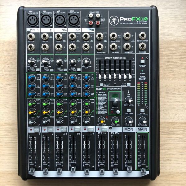 MACKIE 8チャンネルエフェクトミキサー