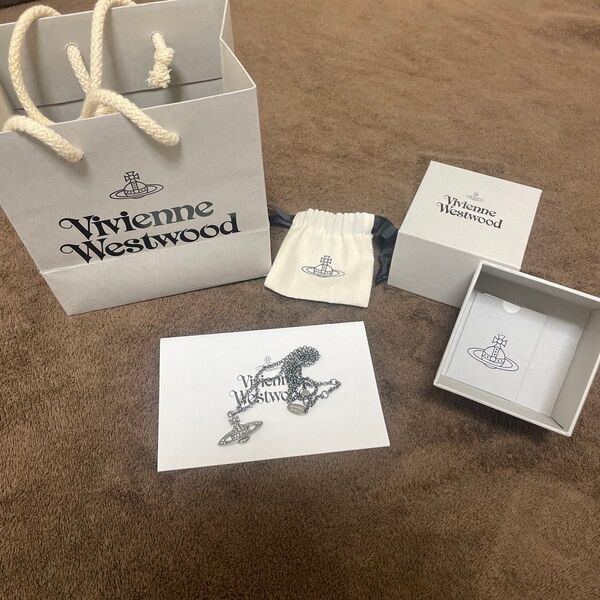 ヴィヴィアンウエストウッド シルバー Vivienne ネックレス