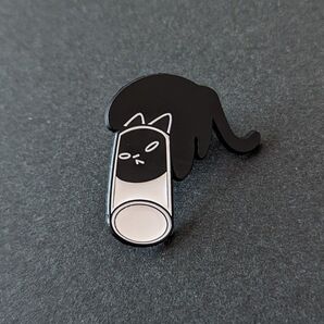 コップ in 黒猫さん ピンバッジ N12-6 猫 ねこ