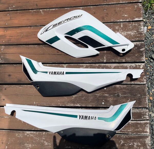 ヤマハ セロー250 06モデル フェンダー シュラウド サイドカバー 外装
