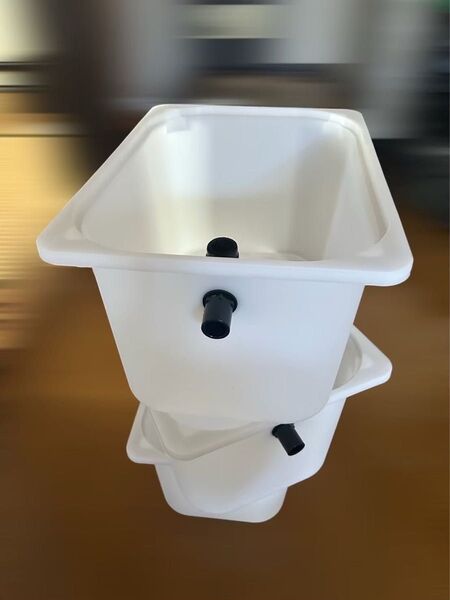 梅雨時期最高メダカ容器ホワイト3個オーバーフロー加工産卵床3個サービス