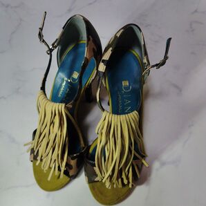 【美品】DIANA サンダル フリンジ付き カモフラージュ柄 22.5cm ★23cmの方も大丈夫だと思います★