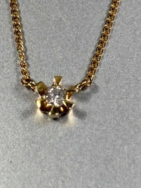 (680)【天然ダイヤ0.05ct】K18チェーンネックレス