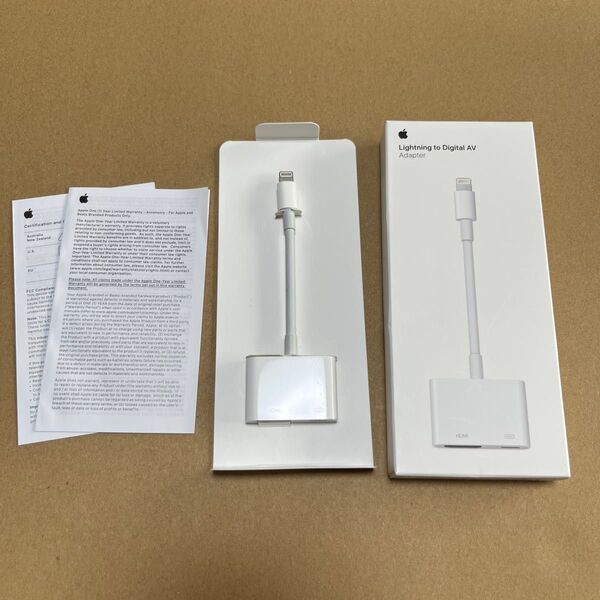 Apple Lightning digital AV Adapter ライトニンデジタルアダプタ MD826AM/A A1438