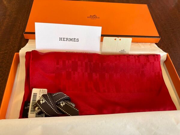 新品 HERMES エルメス スカーフ カレ45 タグ付 箱 リボン付 未使用 シルクスカーフ