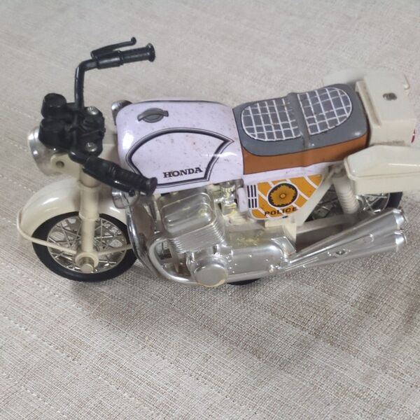 ホンダ 白バイ ミニチュア玩具 ポリスバイク レトロ おもちゃ