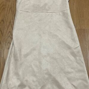 ワンピース ベージュ