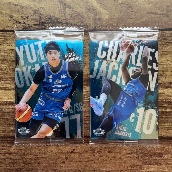 B.LEAGUE ツインウエハース 2024-25 SEASON メタリックプラカード 2枚 チャールズジャクソン岡田