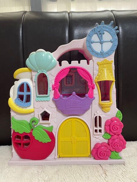 ディズニープリンセス リトルキングダム おでかけキャッスル ☆Disney☆ドールハウス