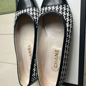 CHANEL フラットシューズ 23.5 cm ブラック×ホワイト