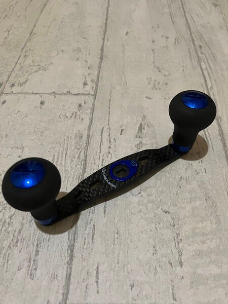 スタジオコンポジット カーボンハンドル 102mm ブルー シマノ