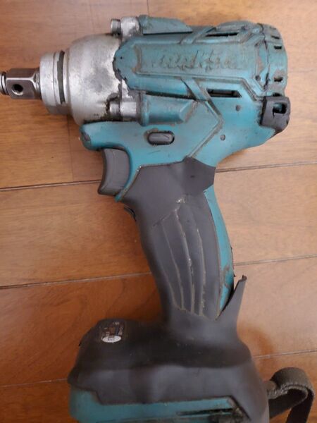 makita 充電式インパクトレンチ TW285D ジャンク品