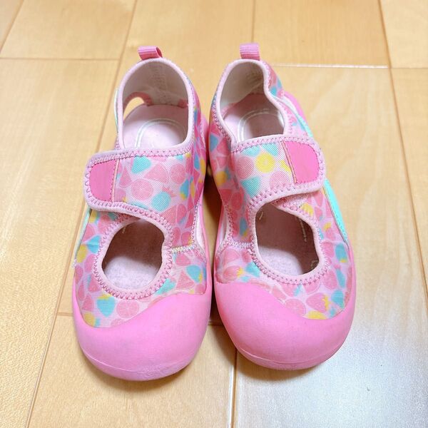プール キッズ サンダル 16.5 女の子 ピンク 水陸両用 PUMA 夏 フルーツ柄 子供 川 海 水遊び