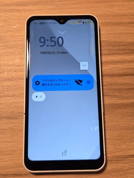 arrows We F-51B SIMロックなし ホワイト バッテリー良好表示 ネットワーク利用制限なし