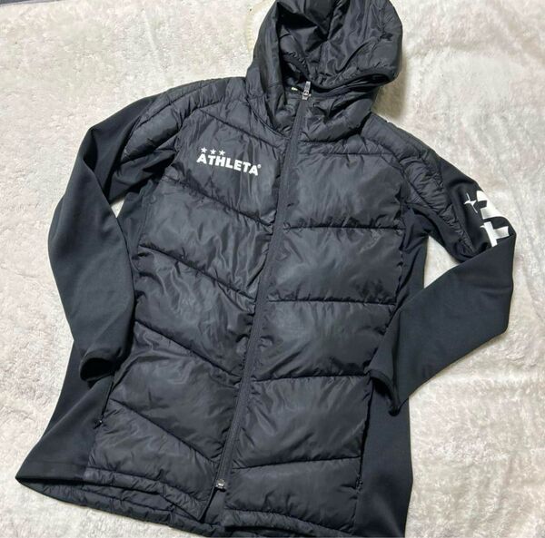 ※ コート ATHLETA アスレタ キッズ 150 ダウンコート フード 美品 おしゃれ 防寒 キッズ服 アウター 150サイズ