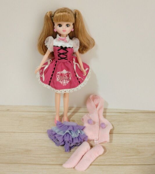 リカちゃん 人形 本体 お洋服 セット ツインテール ルームウェア タカラトミー
