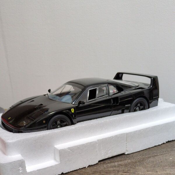 京商 1/18 フェラーリ F40 ブラック