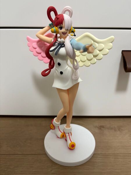 ONE PIECE ウタ フィギュア ワンピース