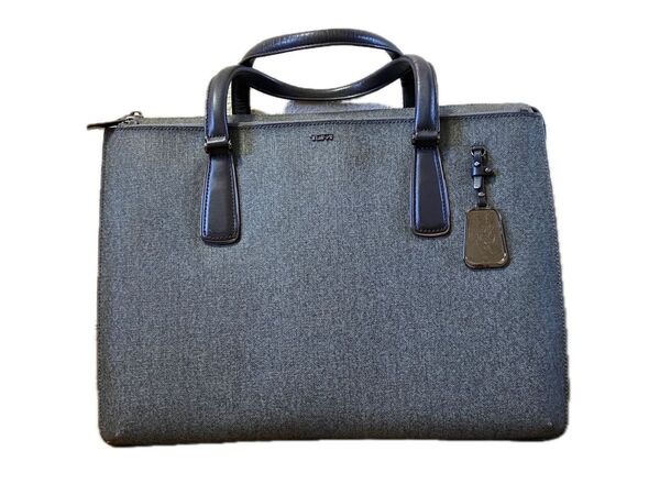 TUMI Nina Commuter Brief トゥミ ニーナ コミューター ブリーフ Style:079391EG