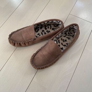 極美品 大きいサイズ フラットシューズ 25.5 XL オフィス ボアシューズ キャメル