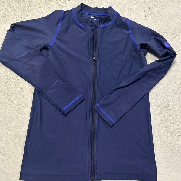 NIKE ラッシュガード 長袖 プール M 150