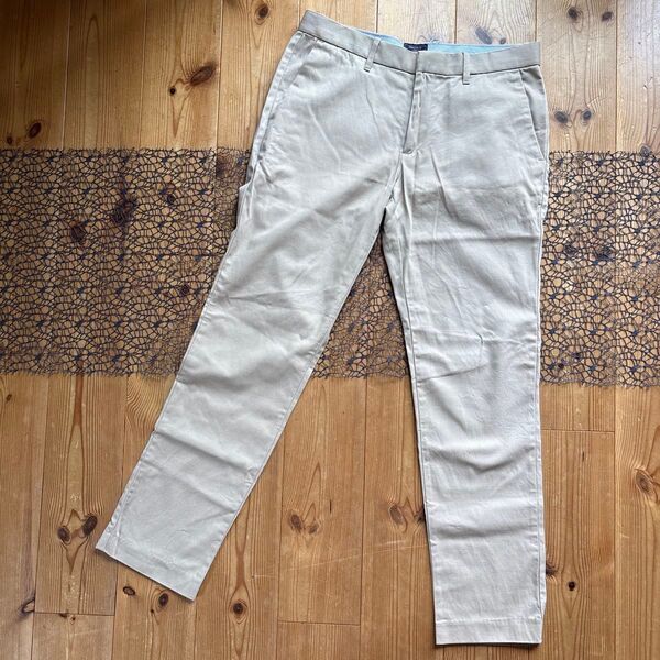GAP KHAKIS ギャップ チノパン ベージュ パンツ ☆ 81/76 ♪