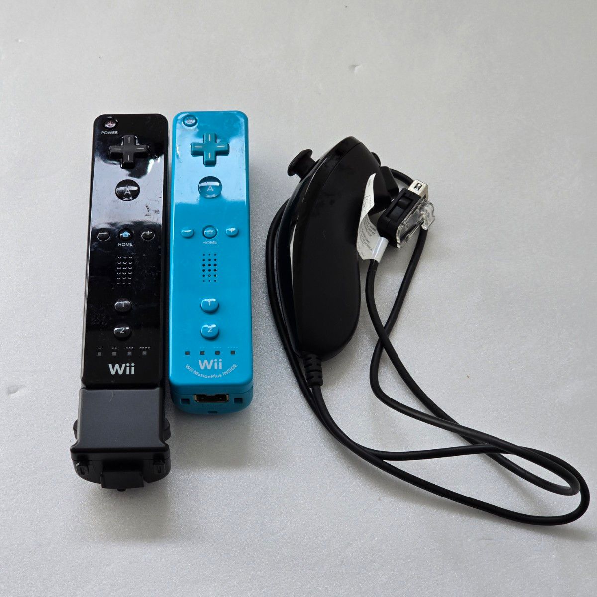 Wiiモーションとwiiリモコン2個セット ヌンチャク ソフト付