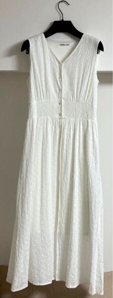 新品 夏 ロング ワンピース ノースリーブ M 白 ホワイト マキシマ 透かし 綿 コットン 洗濯 ロングワンピース 袖なし 裏地 S