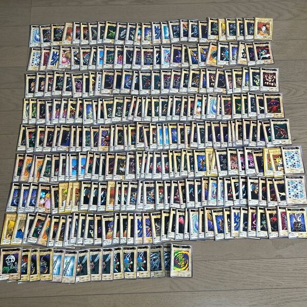 遊戯王 バンダイ版 ノーマル 270枚以上 キラ 融合 ブルーアイズ 青眼の白龍 あり 大量まとめ売り ③