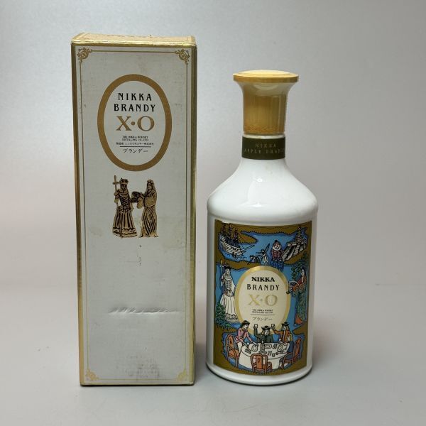 ニッカ　ブランデー　XO 720ml 白陶器ボトル(2本) ニッカブランデーXOデラックス白 陶器｜ワールドリカー・ブルータス