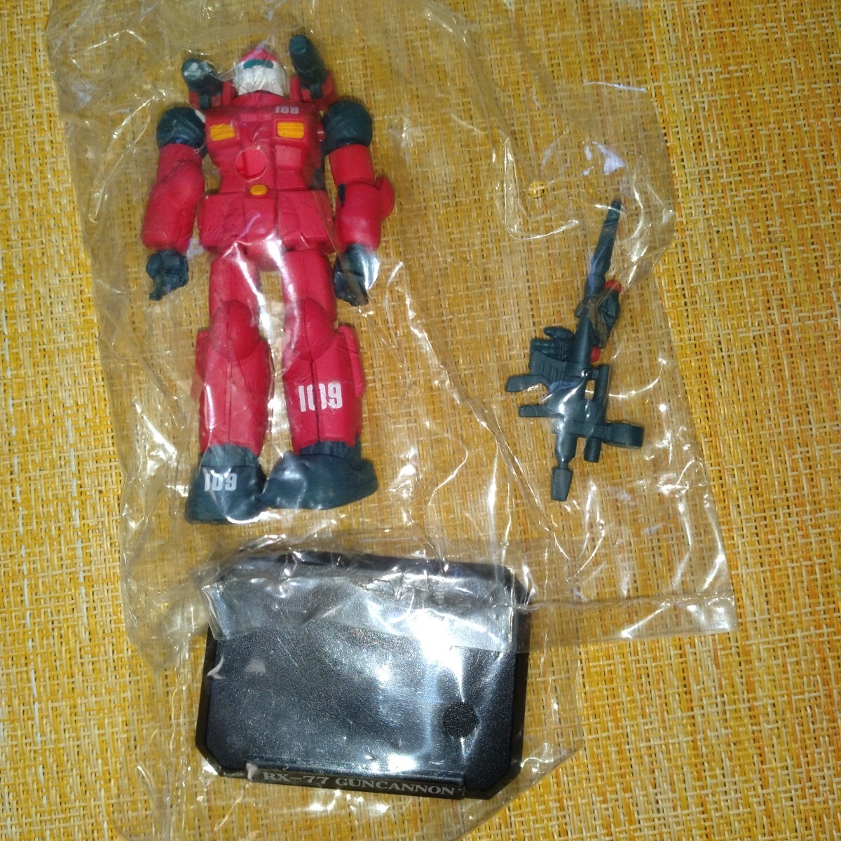 マグネットアクション　機動戦士ガンダム　〜宇宙編〜 マグネットアクション 機動戦士ガンダム 〜宇宙編〜 マグネット