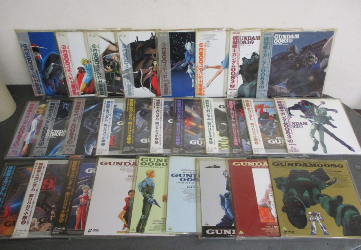 新品同様　レーザーディスク　ガンダム レイズナー 未来少年コナン　イデオン　ボトムズ　ラピュタ　セット Amazon.co.jp: A.O.Z RE-BOOT GUNDAM INLE ガンダム・インレ