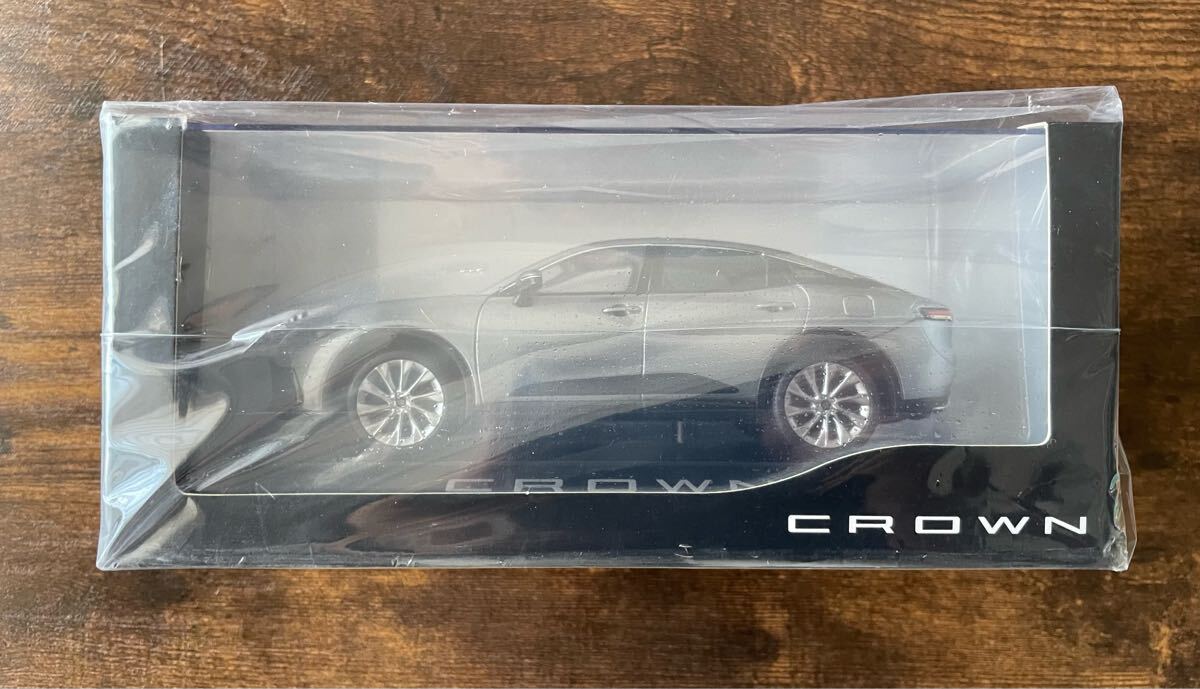 トミカ CROWN プレシャスシルバー 1/64 ミニカー 非売品 Yahoo!オークション -「クラウン 非売」(ミニカー) の落札相場