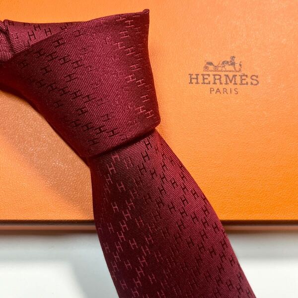 名作☆美品☆ HERMES エルメス ネクタイ 高級シルク H柄 【ニューH】 シルク 光沢感 ビジネス