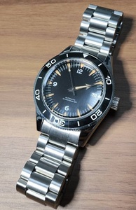 黒メタル NO LOGO シーマスター 300 スペクター オマージュ 自動巻き 機械式 SEIKO NH35A ノーロゴ 007 スピマス セイコー MOD カスタム