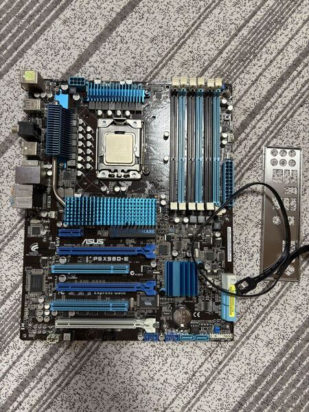 ASUS p6x58d-e LGA1366 マザーボード と cpu i7 960セット