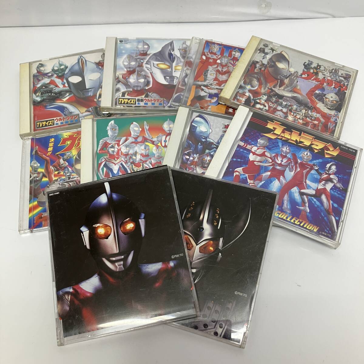 Yahoo!オークション -「ウルトラマン スーパー・ベスト30」(CD