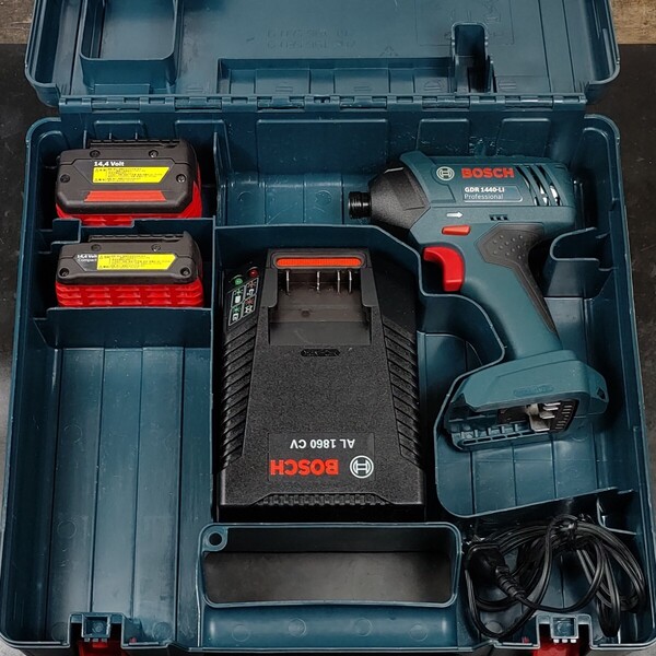 中古品 ボッシュ BOSCH 14.4V コードレスインパクトドライバ GDR1440-LI 動作確認済 充電式