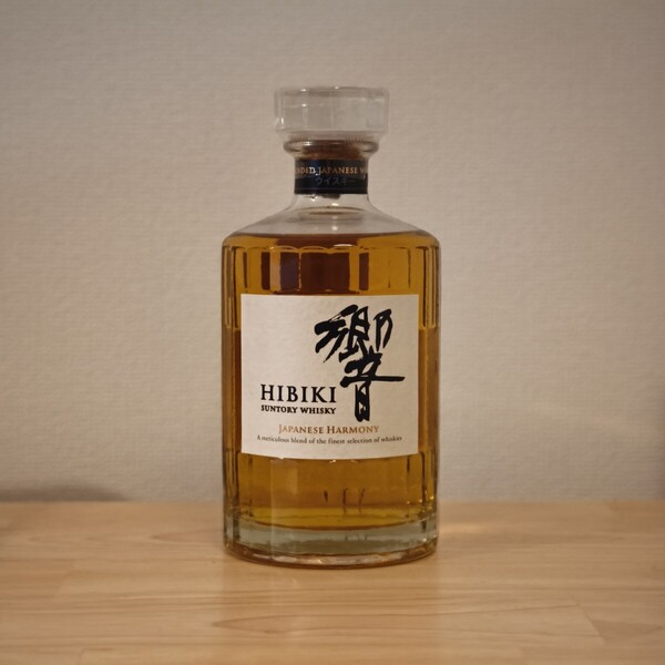 【新品】響 ジャパニーズハーモニー 700ml サントリー ウイスキー