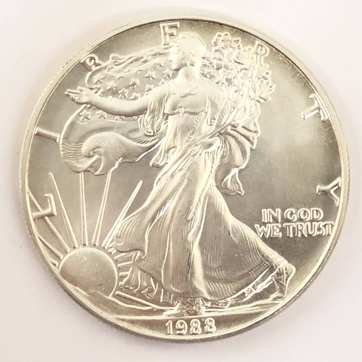 【未使用】1ドル銀貨 1988年 アメリカンイーグル ウォーキング・リバティ Yahoo!オークション -「イーグル銀貨 1988」の落札相場・落札価格