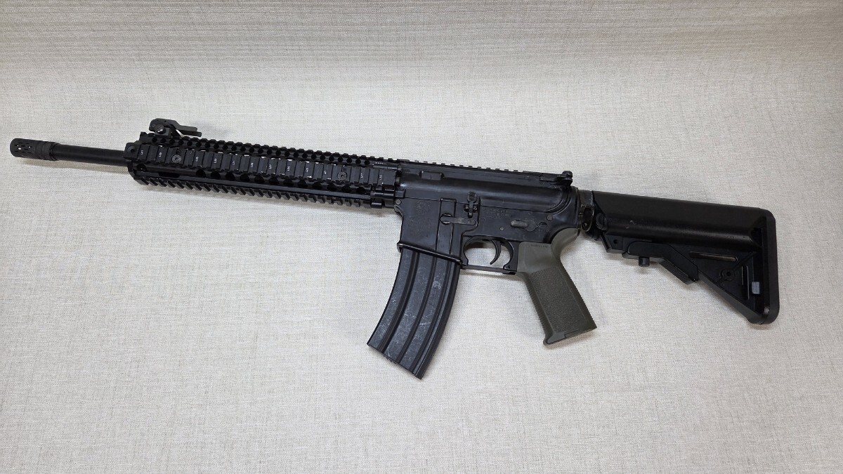 ウ*ル様 東京マルイ 次世代 m4カスタム トイガン ブラック カスタムパーツ付 Yahoo!オークション -「次世代電動ガン m4 カスタム」の落札相場
