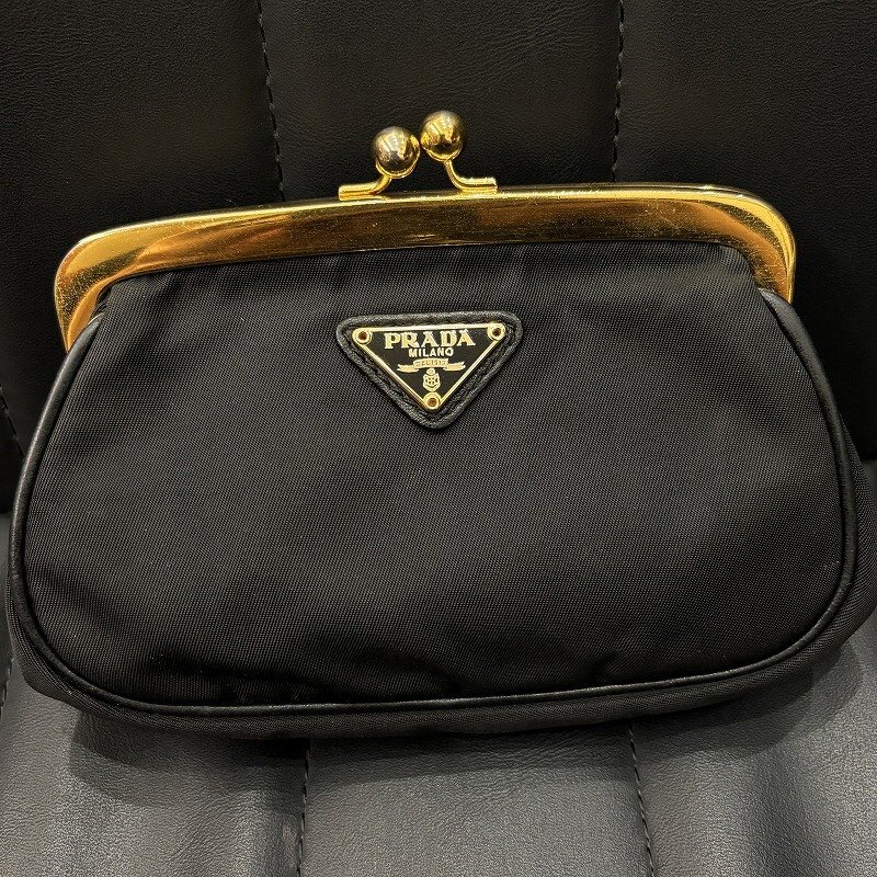 【希少品】 PRADA コインケース がま口 ポーチ ゴールド金具 ブラック Yahoo!オークション -「プラダ がま口 コインケース」の落札相場