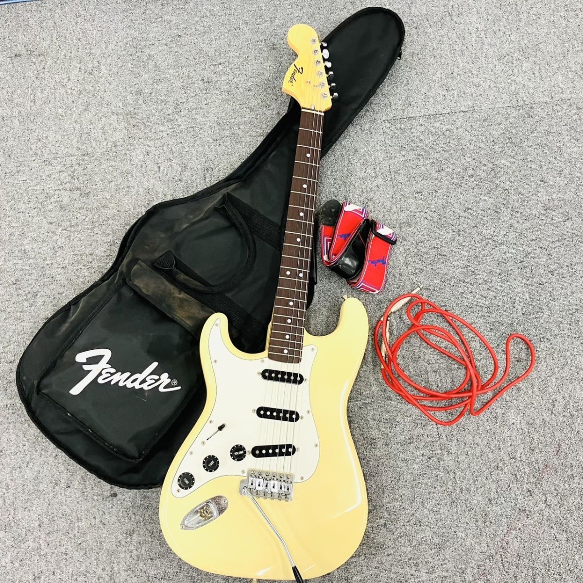 fender japanギターストラトキャスターHシリアル 純正ソフトケース付き Yahoo!オークション -「jシリアル」(ストラトキャスター) (JAPAN